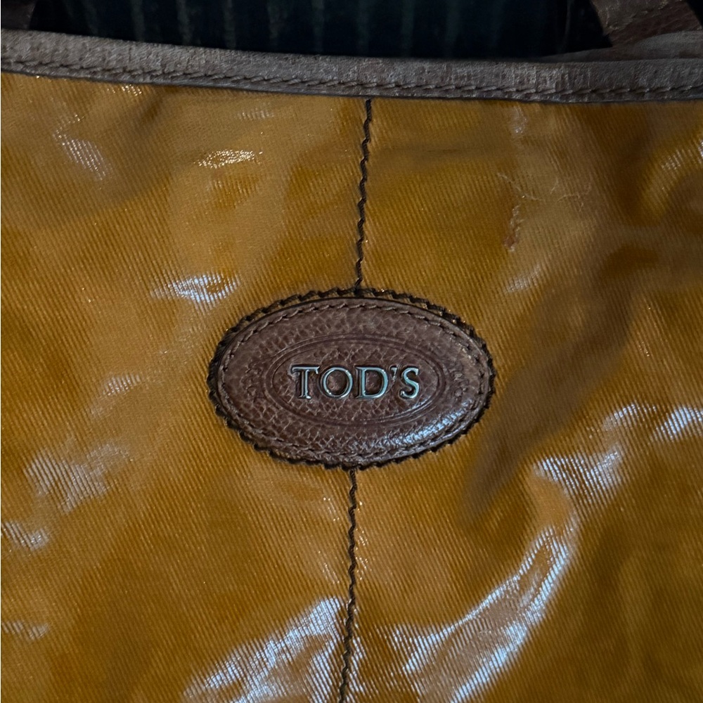 Tod's Coated Canvas Shoulder and Crossbody Bag - Picture 4 of 6